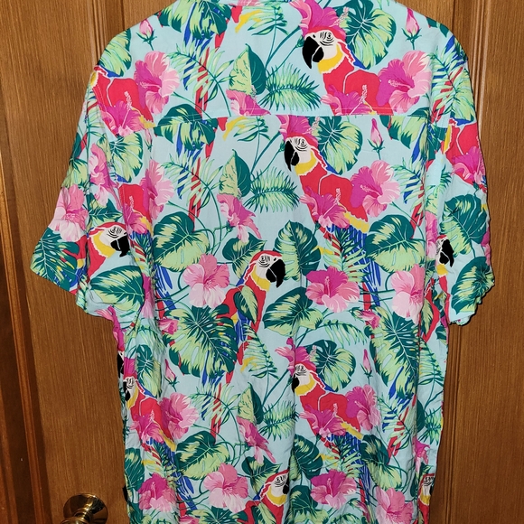Margaritaville Green and Pink Tropical Casual Shirt with Parrots - Large - NWT - Picture 5 of 6